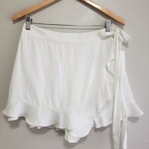 American Threads White Ruffle Skort